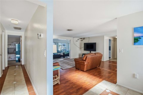 House in Bradenton, Florida 3 bedrooms, 184.13 sq.m. № 2233735 - photo 8