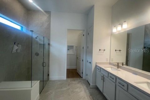 Casa en venta en Lakewood Ranch, Florida, 3 dormitorios, 193.24 m2 № 1886038 - foto 3