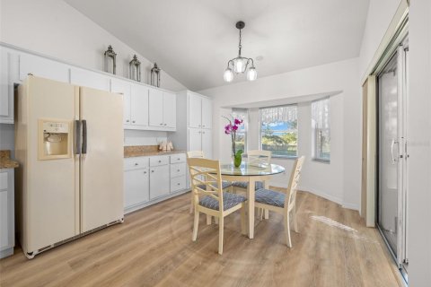House in Ocala, Florida 2 bedrooms, 123.75 sq.m. № 1411539 - photo 11