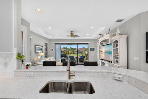 Villa ou maison à vendre à Palmetto, Floride: 2 chambres, 146.97 m2 № 2405434 - photo 13