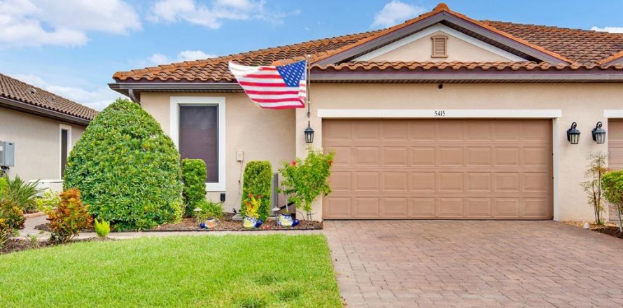 Villa ou maison à Palmetto, Floride 2 chambres, 146.97 m2 № 2405434