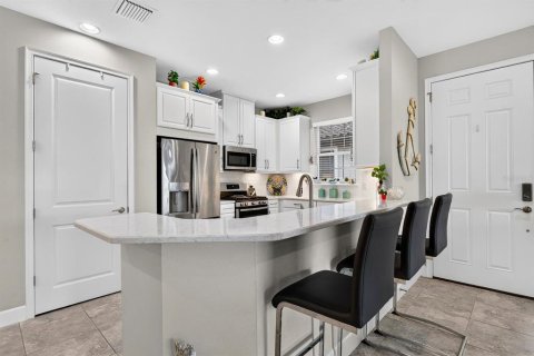 Villa ou maison à vendre à Palmetto, Floride: 2 chambres, 146.97 m2 № 2405434 - photo 11