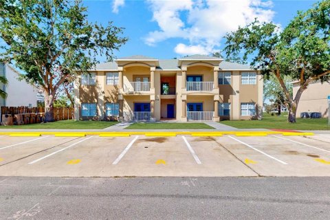 Apartamento en Kissimmee, Florida 3 dormitorios, 104.24 m2 № 2122217