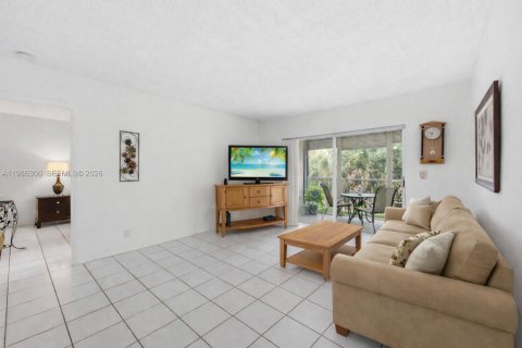 Copropriété à vendre à Hollywood, Floride: 1 chambre, 62.43 m2 № 2048032 - photo 16