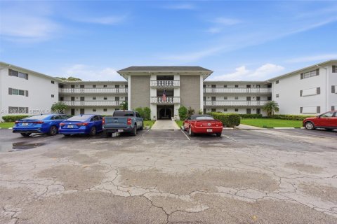 Condo à Hollywood, Floride, 1 chambre  № 2048032