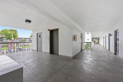 Copropriété à vendre à Hollywood, Floride: 1 chambre, 62.43 m2 № 2048032 - photo 29