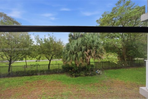 Copropriété à vendre à Hollywood, Floride: 1 chambre, 62.43 m2 № 2048032 - photo 28