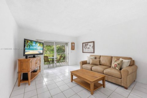 Copropriété à vendre à Hollywood, Floride: 1 chambre, 62.43 m2 № 2048032 - photo 14