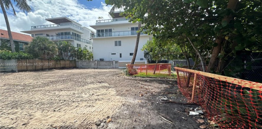 Propiedad comercial en Hollywood, Florida № 1944843