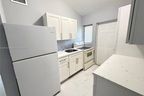Apartment in Fort Lauderdale, Florida 2 bedrooms, 65.96 sq.m. № 2085319