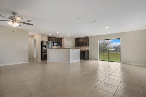 Casa en alquiler en Mascotte, Florida, 3 dormitorios, 135.27 m2 № 1901744 - foto 6