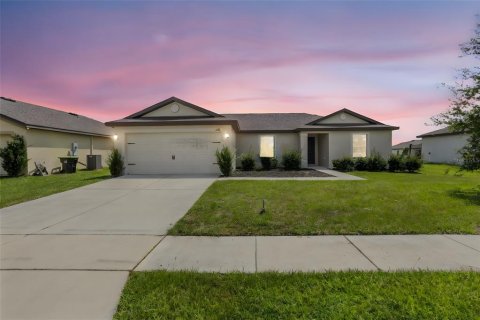 Casa en alquiler en Mascotte, Florida, 3 dormitorios, 135.27 m2 № 1901744 - foto 3