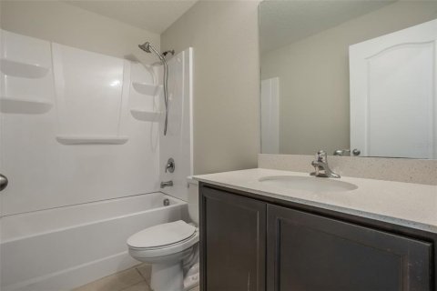 Casa en alquiler en Mascotte, Florida, 3 dormitorios, 135.27 m2 № 1901744 - foto 16