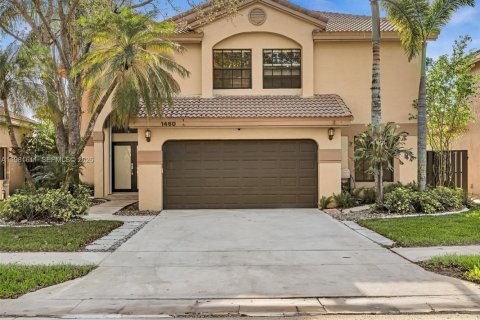 Дом в Плантация, Флорида 4 спальни, 226.5м2 № 2043692