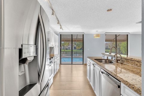 Купить виллу или дом в Плантация, Флорида 4 спальни, 226.5м2, № 2043692 - фото 23