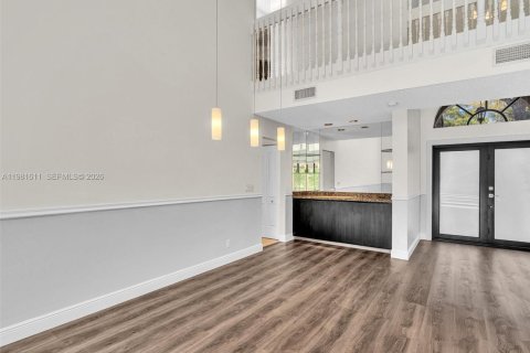 Купить виллу или дом в Плантация, Флорида 4 спальни, 226.5м2, № 2043692 - фото 16