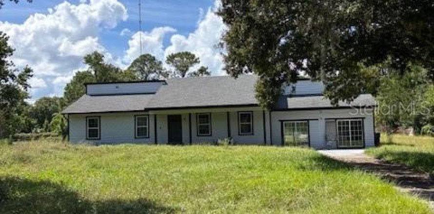 Villa ou maison à Christmas, Floride 3 chambres, 183.57 m2 № 2404612