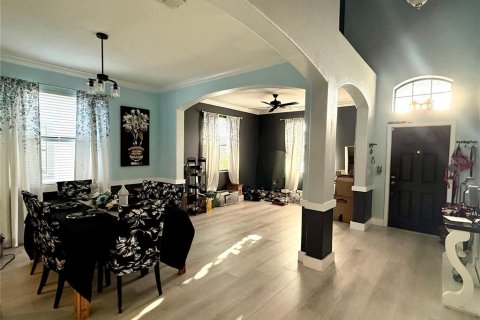 Casa en venta en New Port Richey, Florida, 5 dormitorios, 298.22 m2 № 2167098 - foto 13