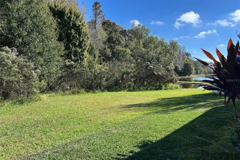 Casa en venta en New Port Richey, Florida, 5 dormitorios, 298.22 m2 № 2167098 - foto 5