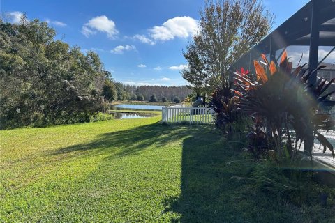 Casa en venta en New Port Richey, Florida, 5 dormitorios, 298.22 m2 № 2167098 - foto 6