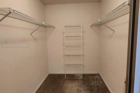 Condo in Pembroke Pines, Florida, 3 bedrooms  № 2060743 - photo 20