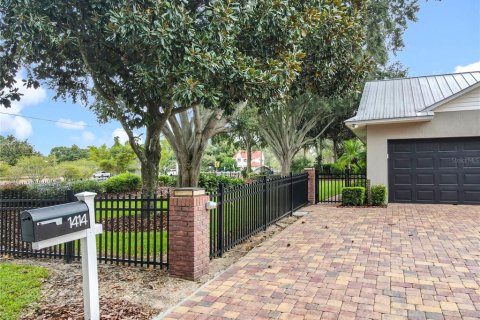 Casa en venta en Auburndale, Florida, 5 dormitorios, 339.28 m2 № 2228424 - foto 3