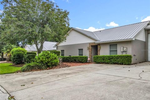 Casa en venta en Auburndale, Florida, 5 dormitorios, 339.28 m2 № 2228424 - foto 6