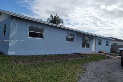 Villa ou maison à Homestead, Floride 4 chambres, 142.51 m2 № 2025393