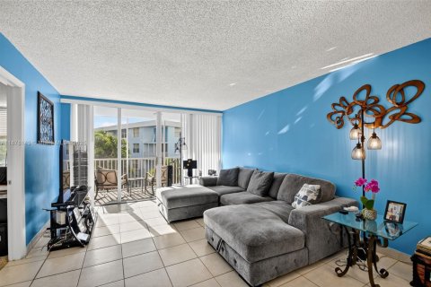 Copropriété à vendre à Boynton Beach, Floride: 2 chambres, 89.46 m2 № 2015824 - photo 9