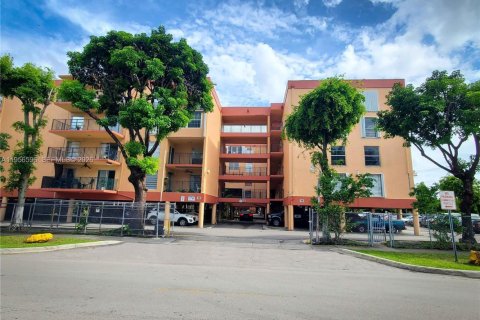 Снять в аренду кондоминиум в Хайалиа, Флорида 1 спальня, 84.54м2, № 2010510 - фото 5