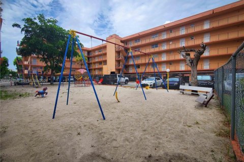 Снять в аренду кондоминиум в Хайалиа, Флорида 1 спальня, 84.54м2, № 2010510 - фото 18