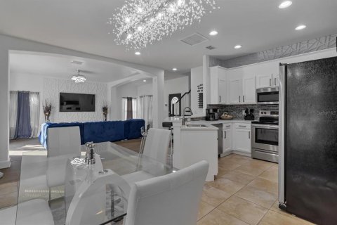 Casa en alquiler en Clermont, Florida, 4 dormitorios, 192.49 m2 № 2094416 - foto 7