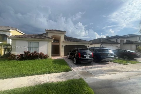 Casa en venta en Miramar, Florida, 3 dormitorios, 163.51 m2 № 2296022 - foto 4