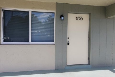 Condo in Fort Lauderdale, Florida, 1 bedroom  № 1475332 - photo 19