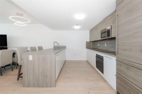 Купить кондоминиум в Санни-Айлс-Бич, Флорида 3 спальни, 158.4м2, № 2023066 - фото 18