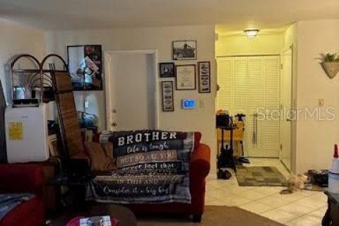 Condo in Leesburg, Florida, 2 bedrooms  № 1856509 - photo 17