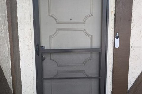 Condo in Leesburg, Florida, 2 bedrooms  № 1856509 - photo 1