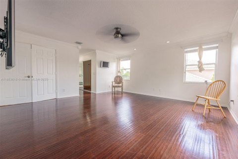Villa ou maison à louer à Miramar, Floride: 4 chambres, 246.66 m2 № 1888981 - photo 14