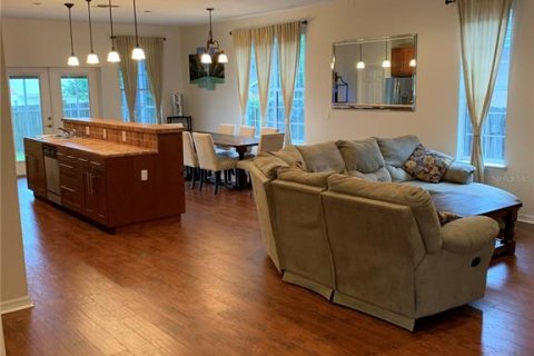 Casa en alquiler en Orlando, Florida, 3 dormitorios, 173.08 m2 № 1834956 - foto 9