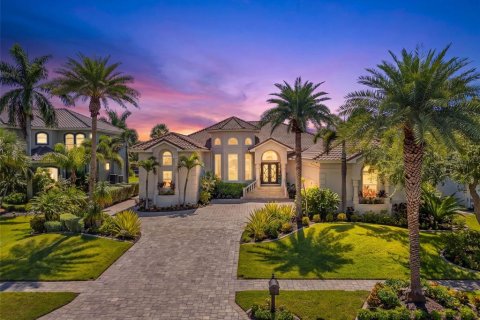 Villa ou maison à Gulfport, Floride 5 chambres, 461.26 m2 № 2371299