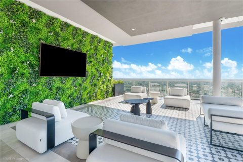 Apartment in Miami, Florida 3 bedrooms № 2081455 - photo 3