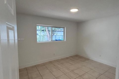 Propiedad comercial en venta en Miami, Florida, 132.85 m2 № 1698002 - foto 15