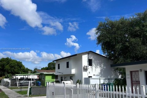 Propiedad comercial en venta en Miami, Florida, 132.85 m2 № 1698002 - foto 23