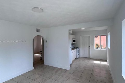 Propiedad comercial en venta en Miami, Florida, 132.85 m2 № 1698002 - foto 19
