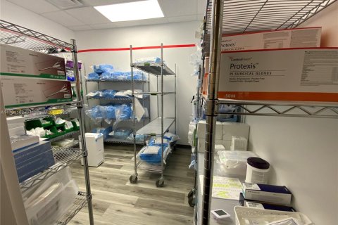 Immobilier commercial à vendre à Fort Myers, Floride № 2022360 - photo 25