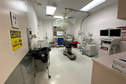 Immobilier commercial à vendre à Fort Myers, Floride № 2022360 - photo 26