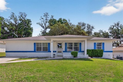 Casa en Ocala, Florida 3 dormitorios, 136.57 m2 № 2125001