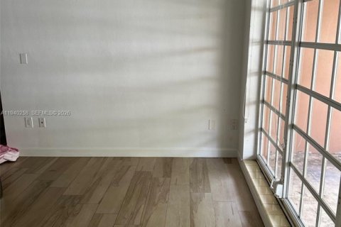 Copropriété à louer à Bal Harbour, Floride: 2 chambres, 103.12 m2 № 1997206 - photo 14