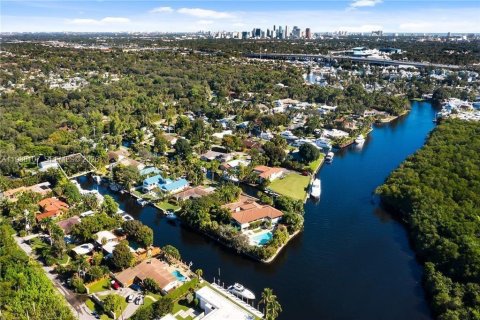 Villa ou maison à vendre à Fort Lauderdale, Floride: 5 chambres, 233.18 m2 № 2050441 - photo 22