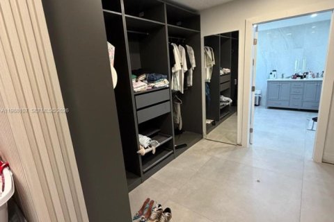 Villa ou maison à vendre à Fort Lauderdale, Floride: 5 chambres, 233.18 m2 № 2050441 - photo 16